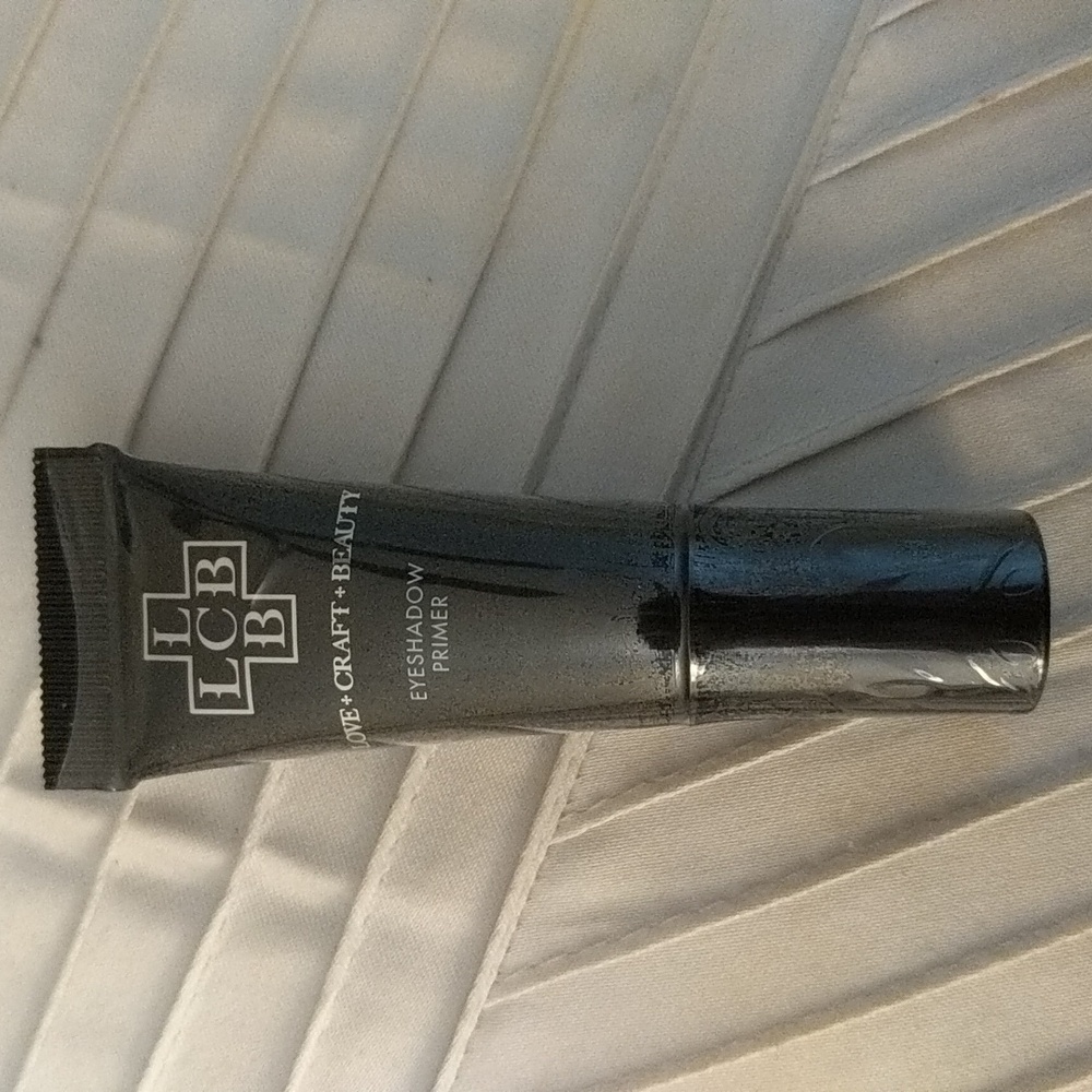 NWT Eyeshadow Primer